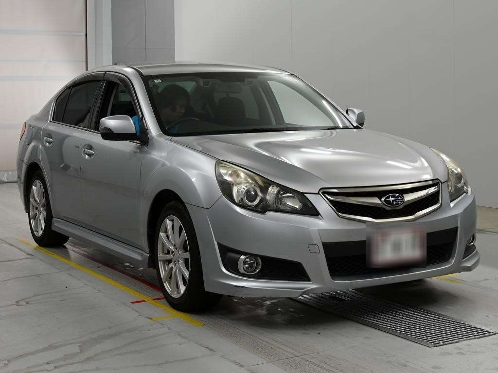 SUBARU LEGACY B4