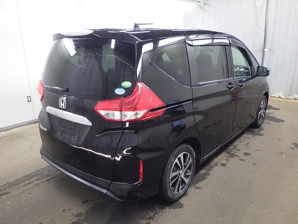 HONDA FREED+