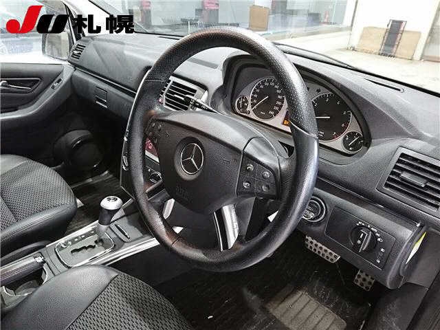 MERCEDES-BENZ B-CLASS