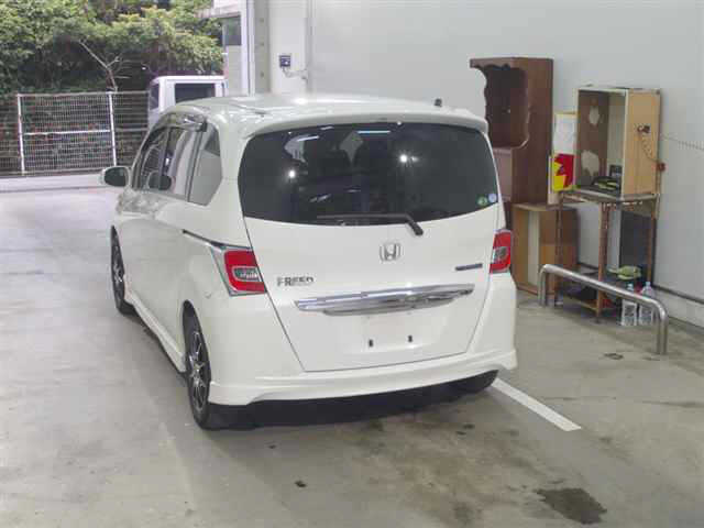 HONDA FREED