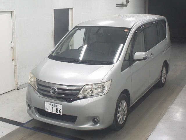 NISSAN SERENA
