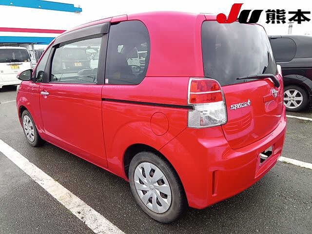 TOYOTA SPADE