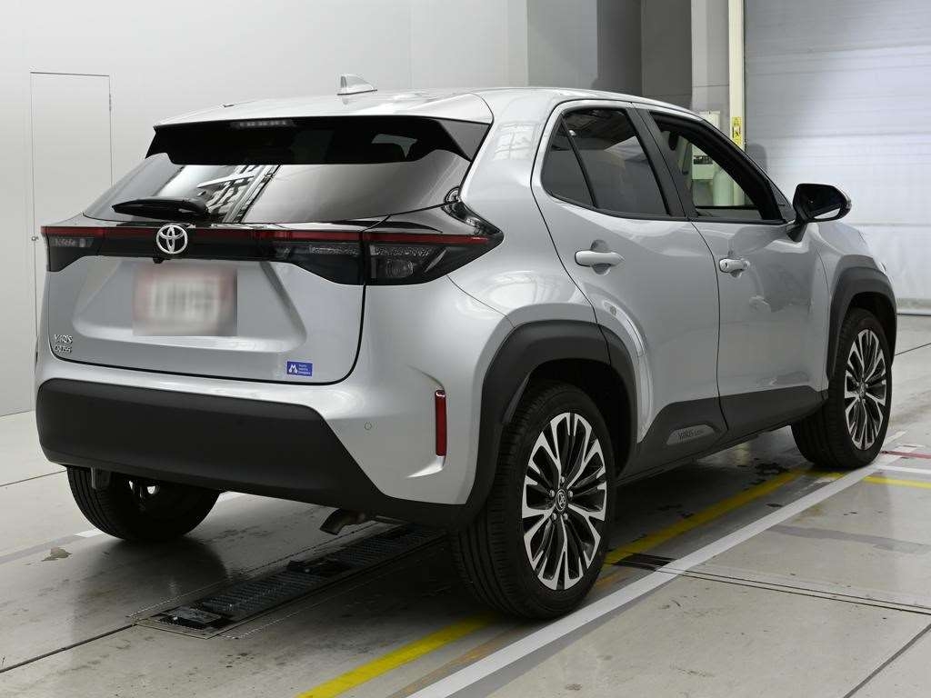 TOYOTA YARIS CROSS
