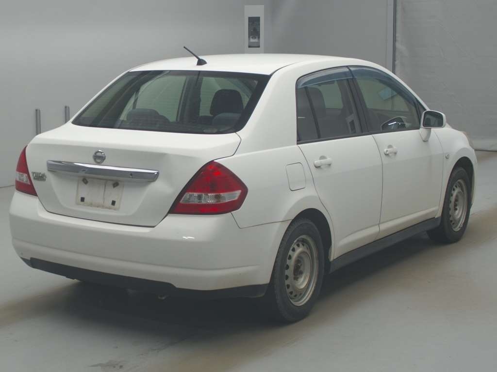 NISSAN TIIDA LATIO