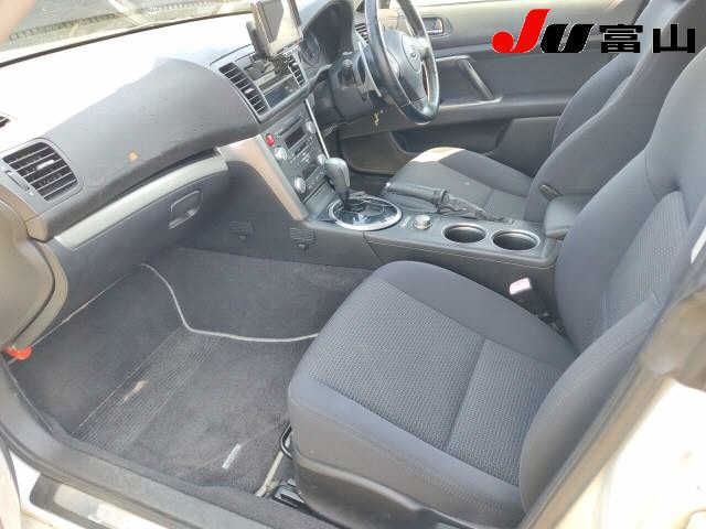 SUBARU LEGACY