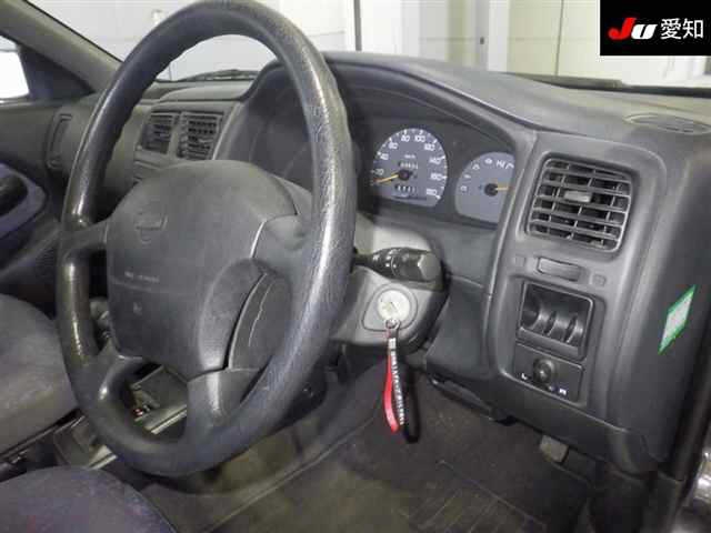 NISSAN LUCINO