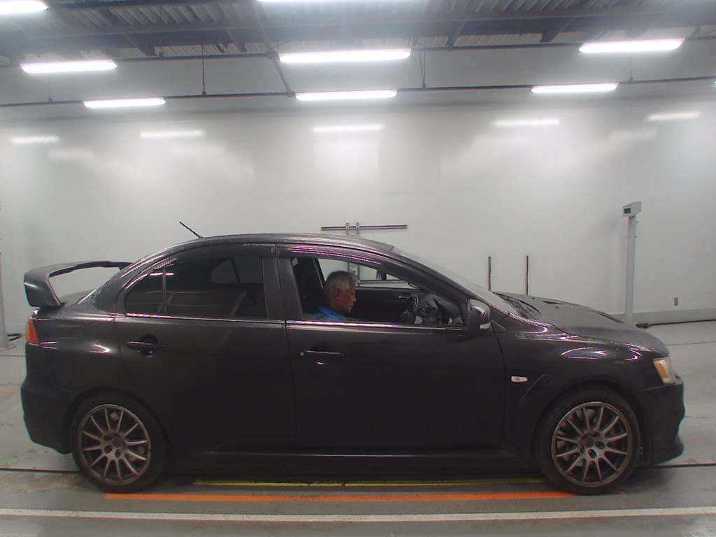 MITSUBISHI LANCER EVOLUTION