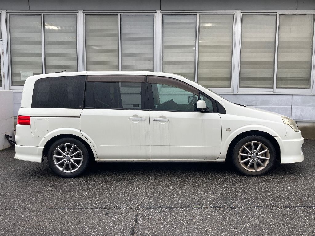 NISSAN LAFESTA
