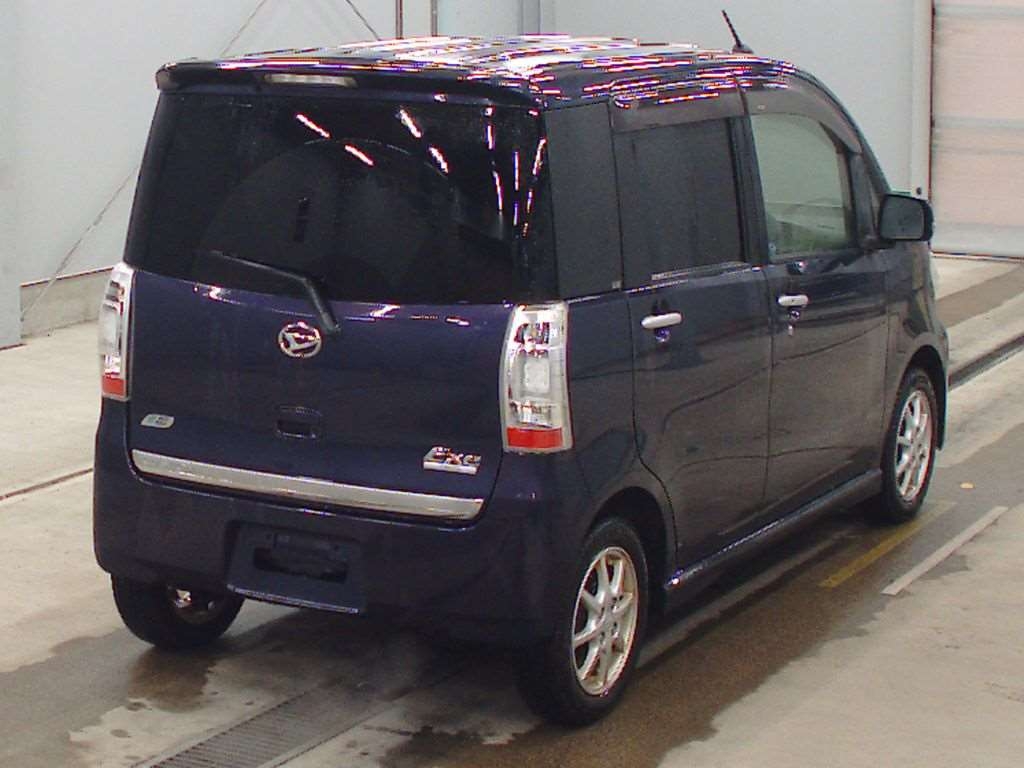 DAIHATSU TANTO EXE