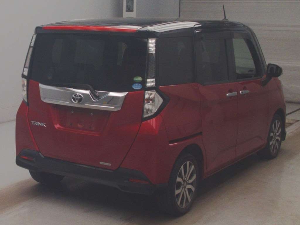 TOYOTA TANK
