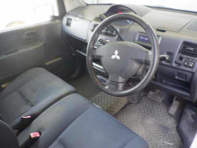 MITSUBISHI EK SPORT