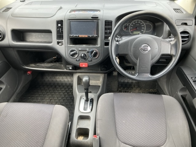 NISSAN AD