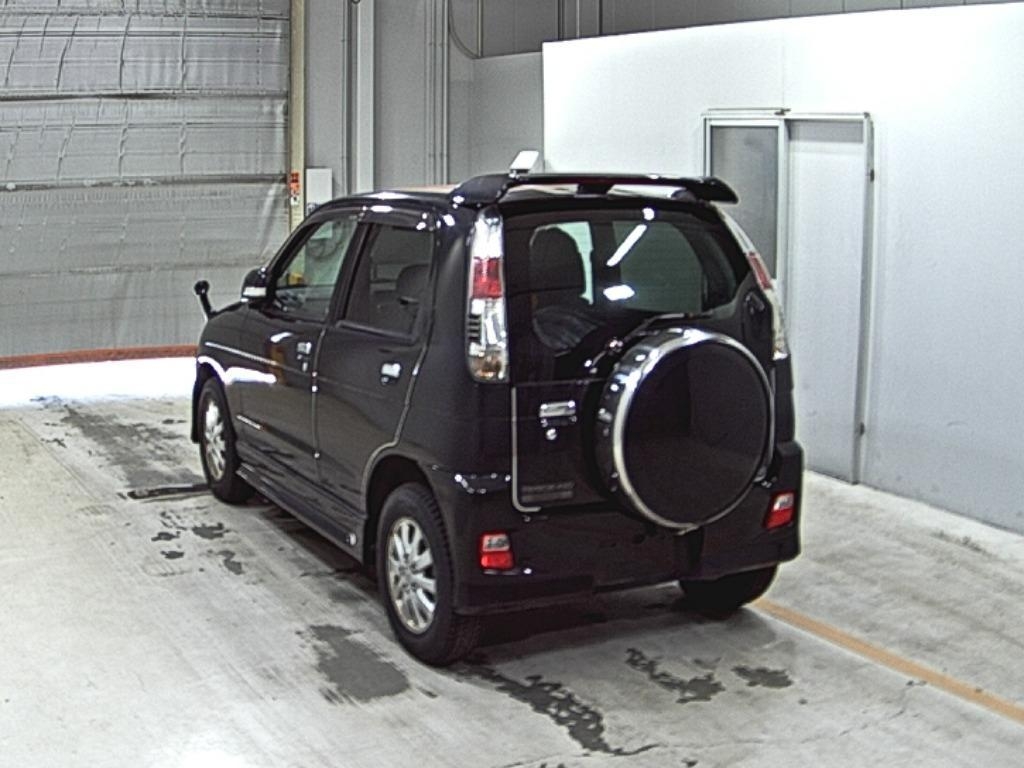 DAIHATSU TERIOS KID