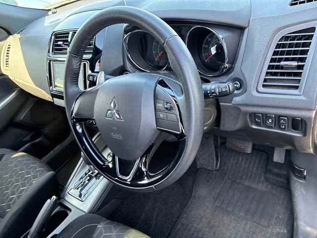 MITSUBISHI RVR