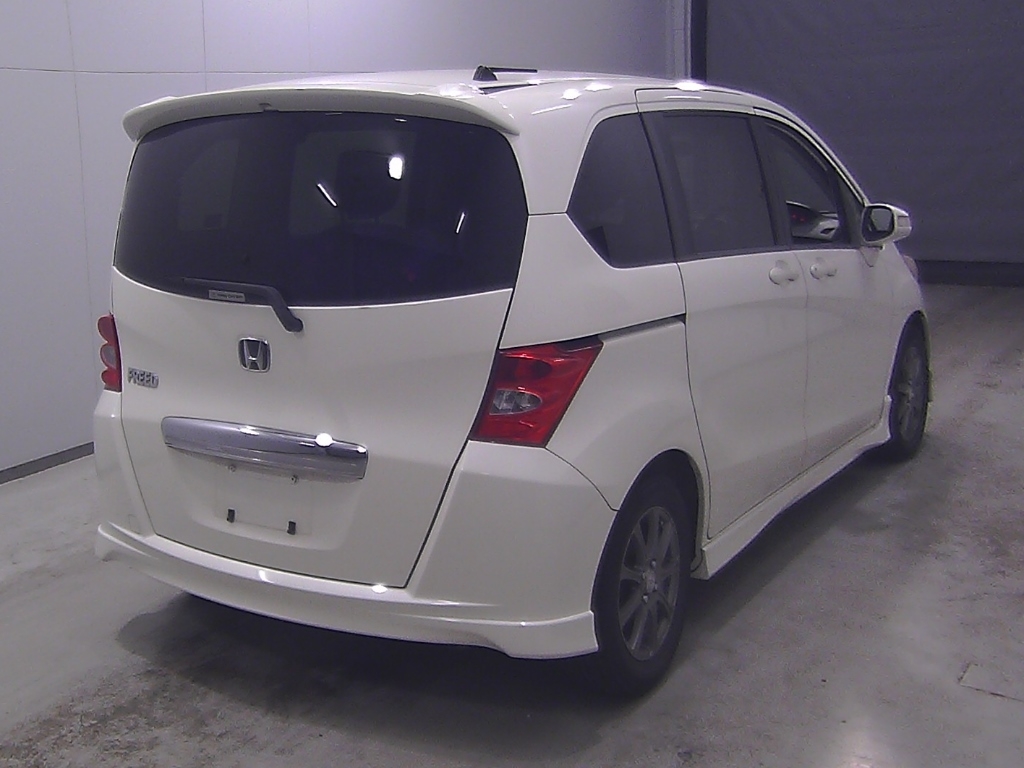 HONDA FREED