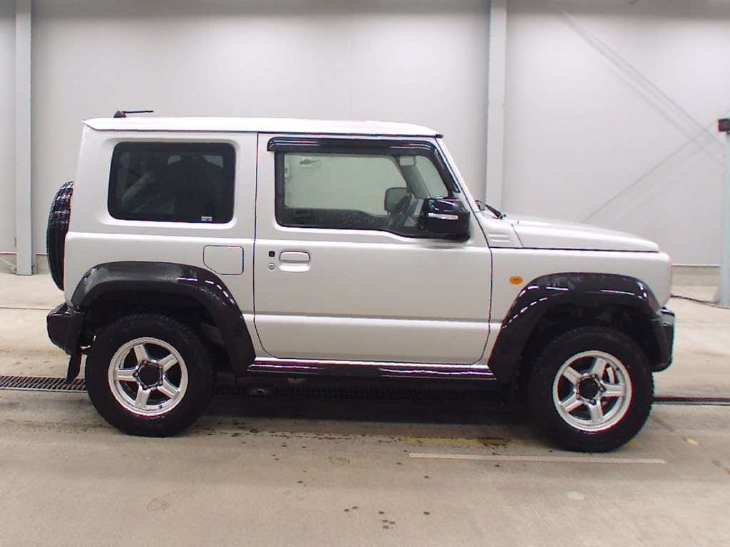 SUZUKI JIMNY SIERRA