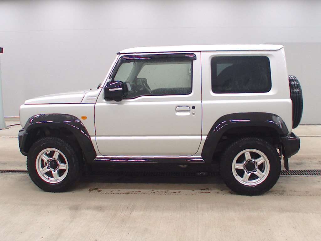 SUZUKI JIMNY SIERRA