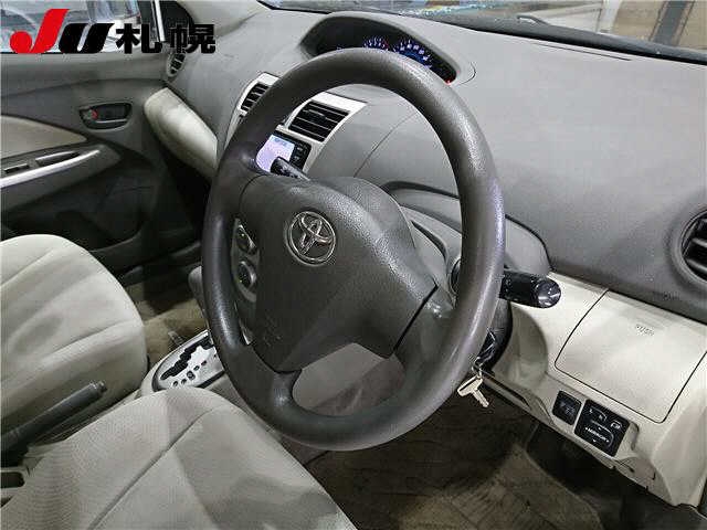 TOYOTA BELTA