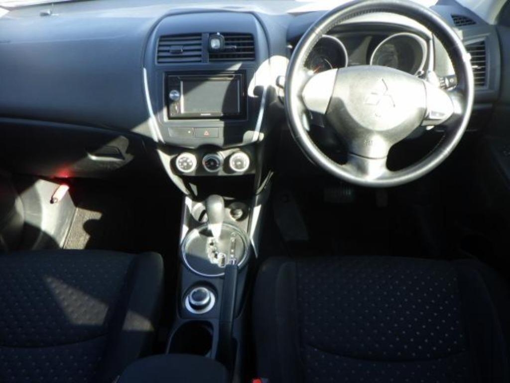 MITSUBISHI RVR
