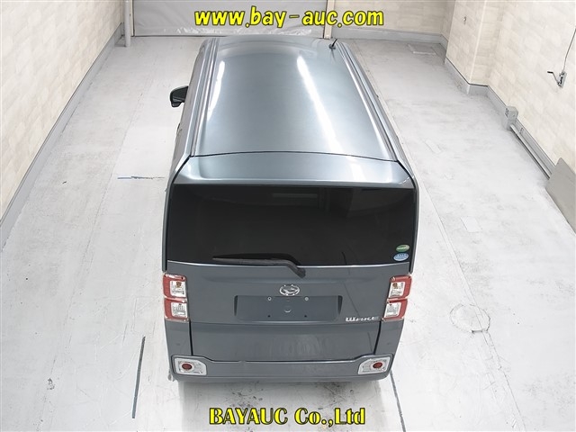 DAIHATSU WAKE