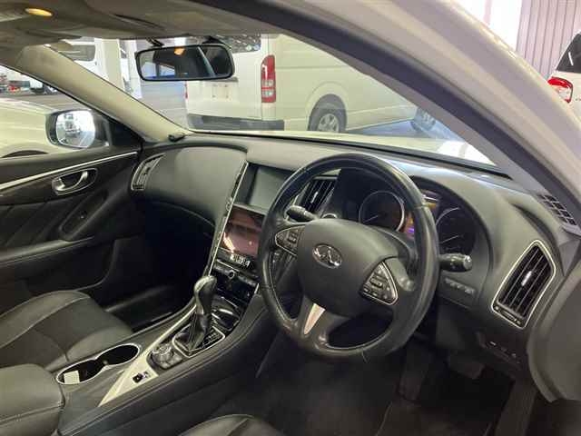 NISSAN SKYLINE