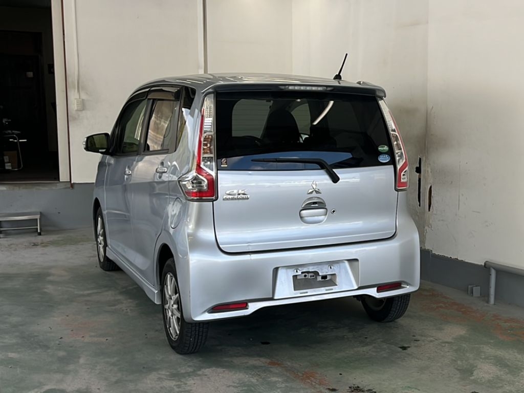 MITSUBISHI EK CUSTOM