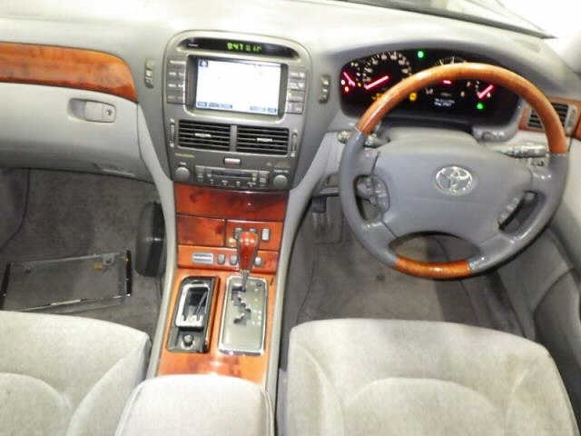 TOYOTA CELSIOR