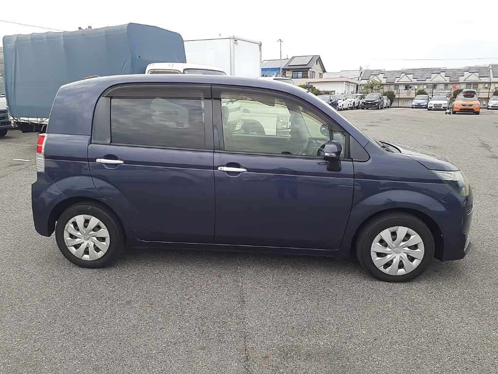 TOYOTA SPADE