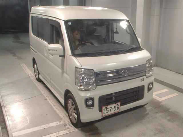 NISSAN NV100 CLIPPER