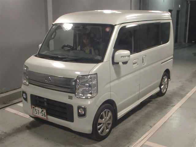 NISSAN NV100 CLIPPER