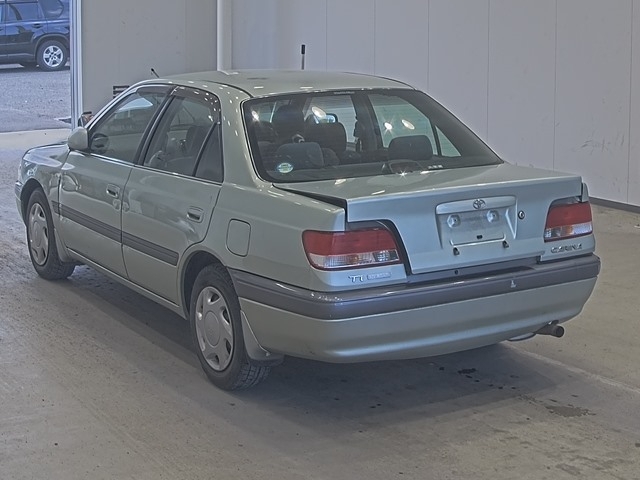 TOYOTA CARINA
