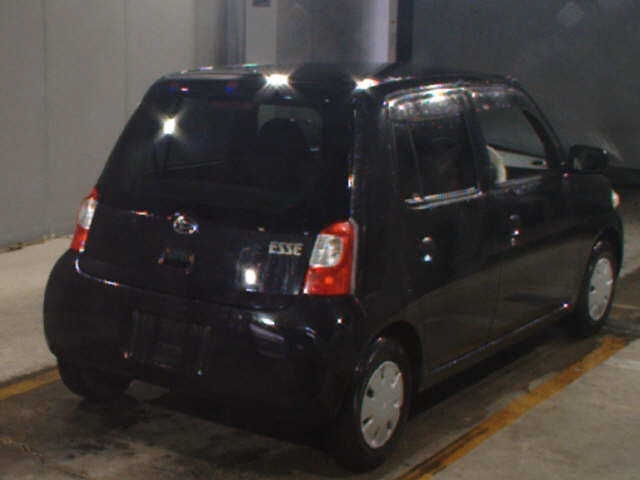 DAIHATSU ESSE