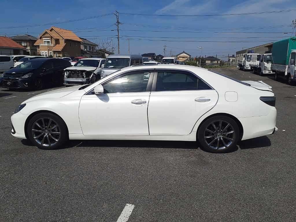 TOYOTA MARK X