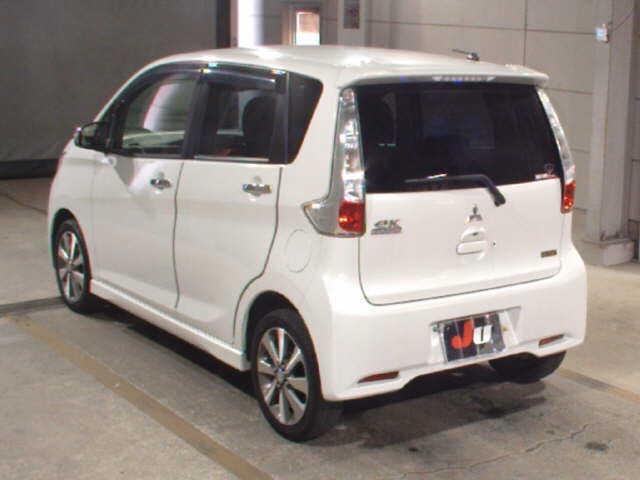 MITSUBISHI EK CUSTOM
