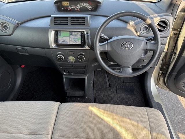 TOYOTA BB