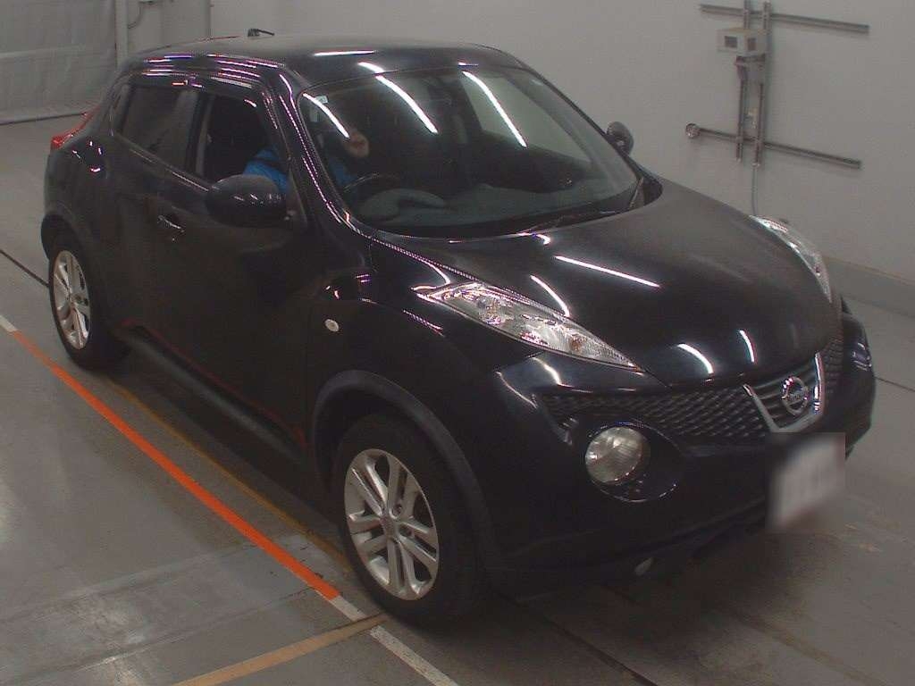 NISSAN JUKE