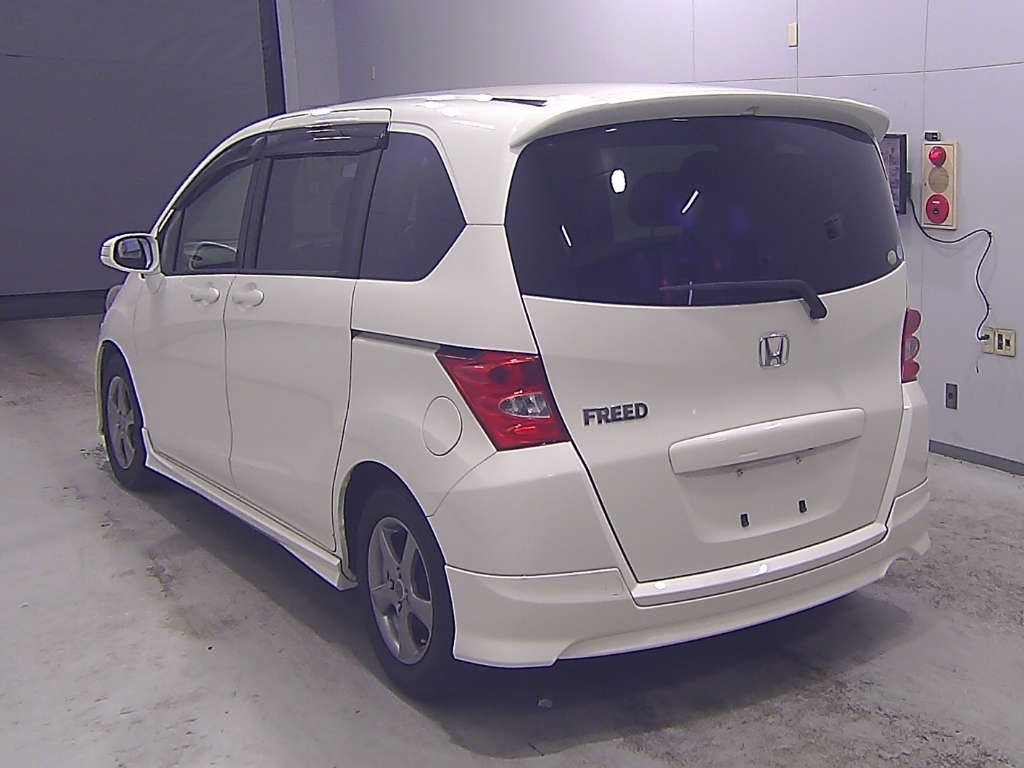 HONDA FREED