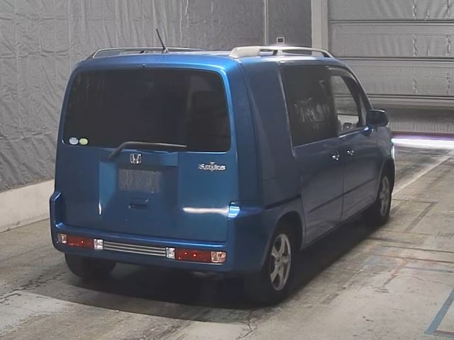 HONDA MOBILIO SPIKE