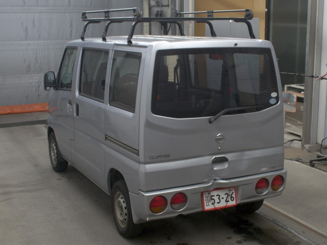 NISSAN CLIPPER