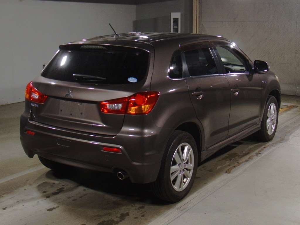 MITSUBISHI RVR
