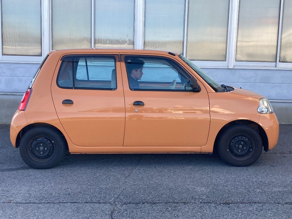 DAIHATSU ESSE