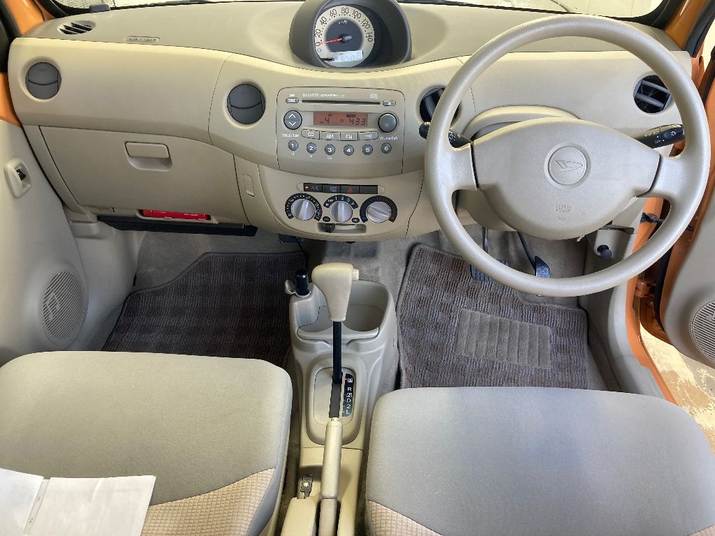 DAIHATSU ESSE