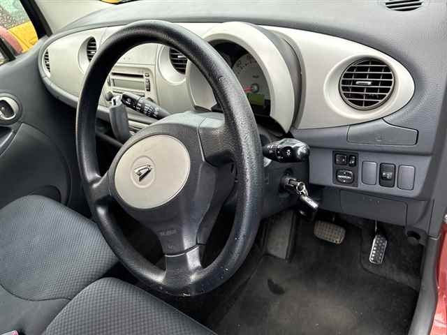 DAIHATSU MOVE LATTE