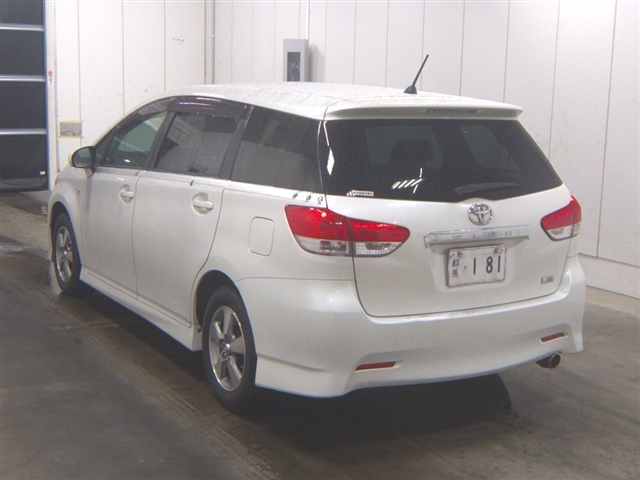 TOYOTA WISH