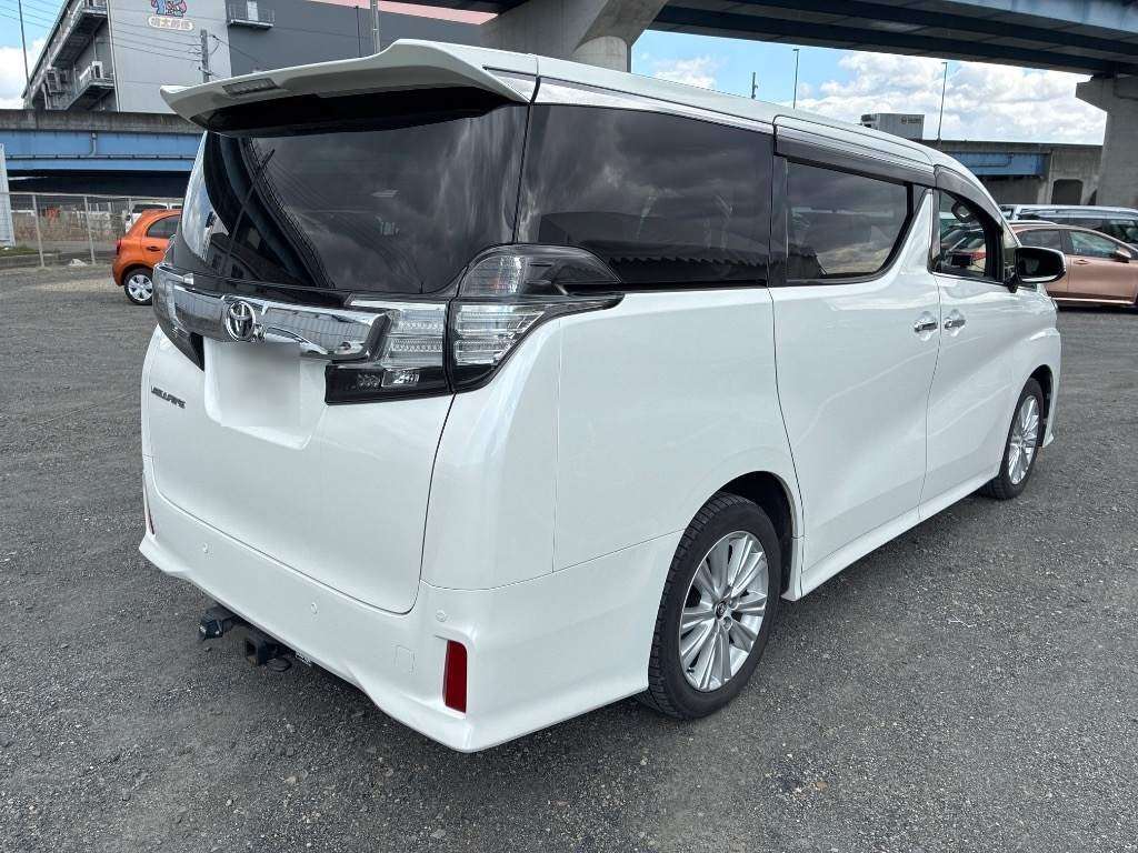 TOYOTA VELLFIRE