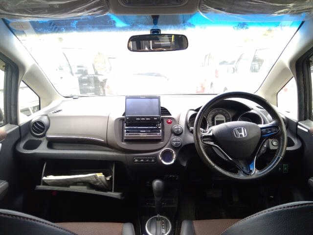 HONDA FIT SHUTTLE