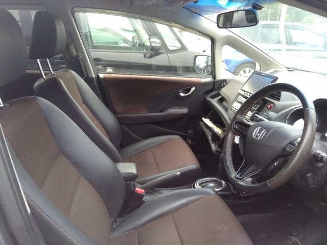 HONDA FIT SHUTTLE