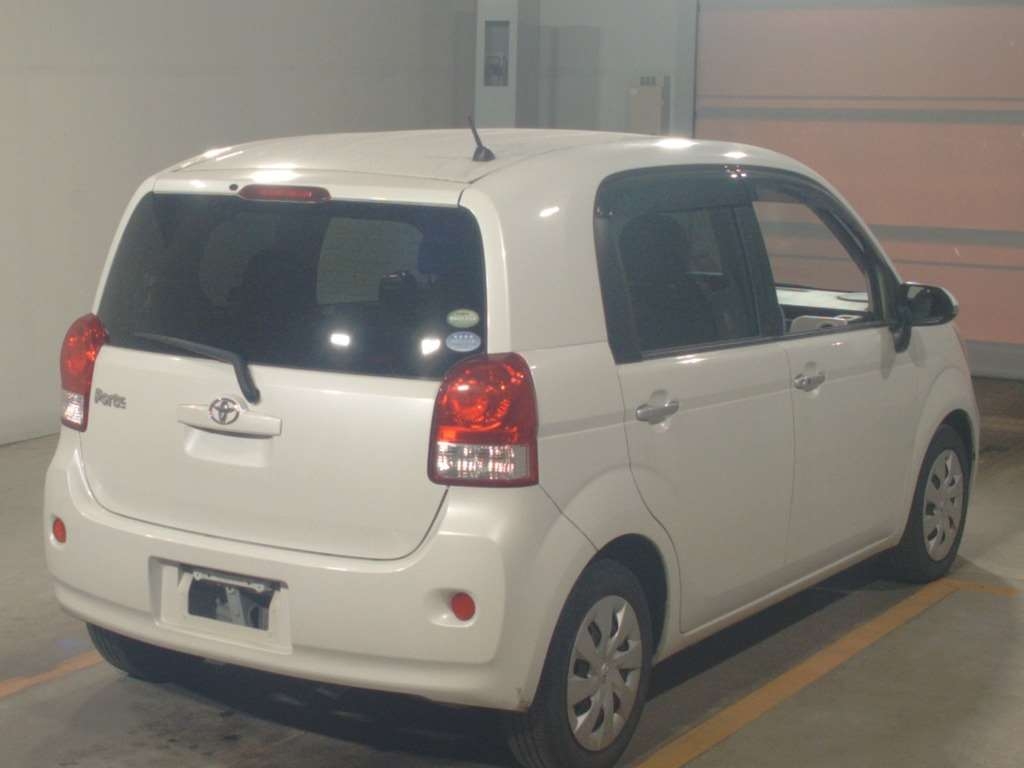 TOYOTA PORTE