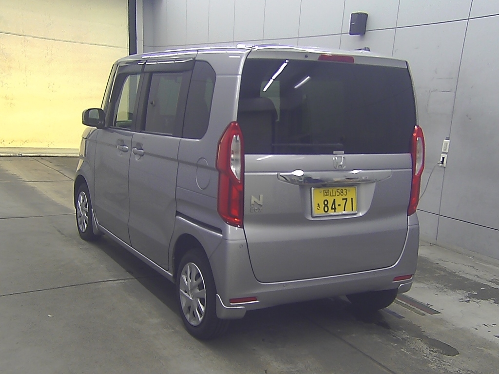 HONDA N-BOX