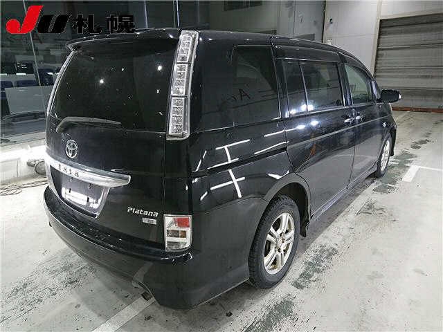 TOYOTA ISIS